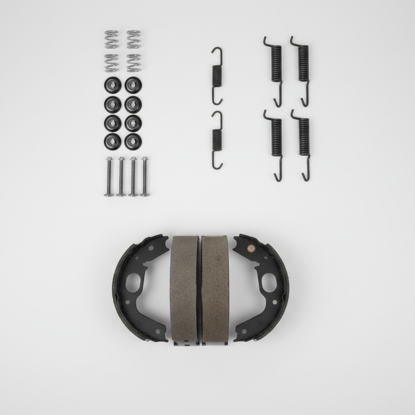 Rear Brake Shoes Delica l400 1994-2006