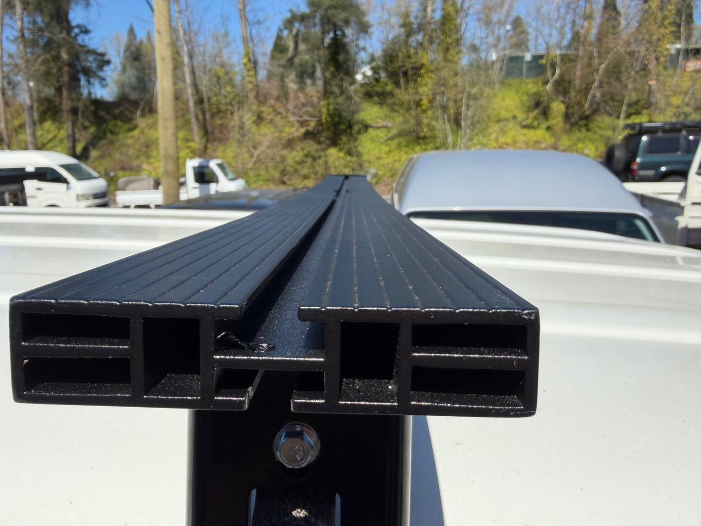 L400 Delica Aluminum Cross bars