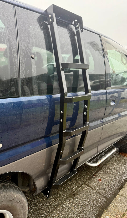 リアラダー デリカ L400 ハイルーフ