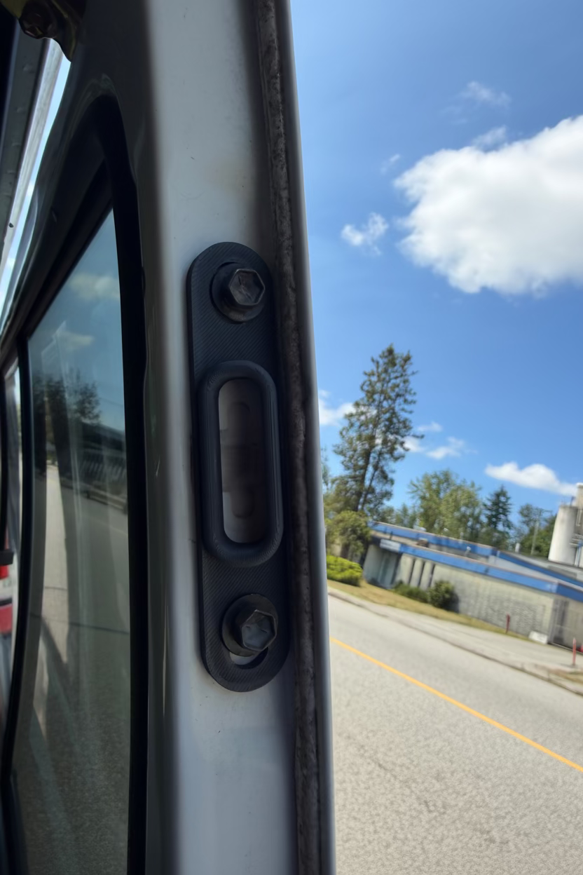 HiYota upper sliding door guide for Toyota HiAce H100 1989-2004, custom 3D printed in Canada from high-performance engineering plastic, heavy-duty OEM replacement with 5-year warranty.