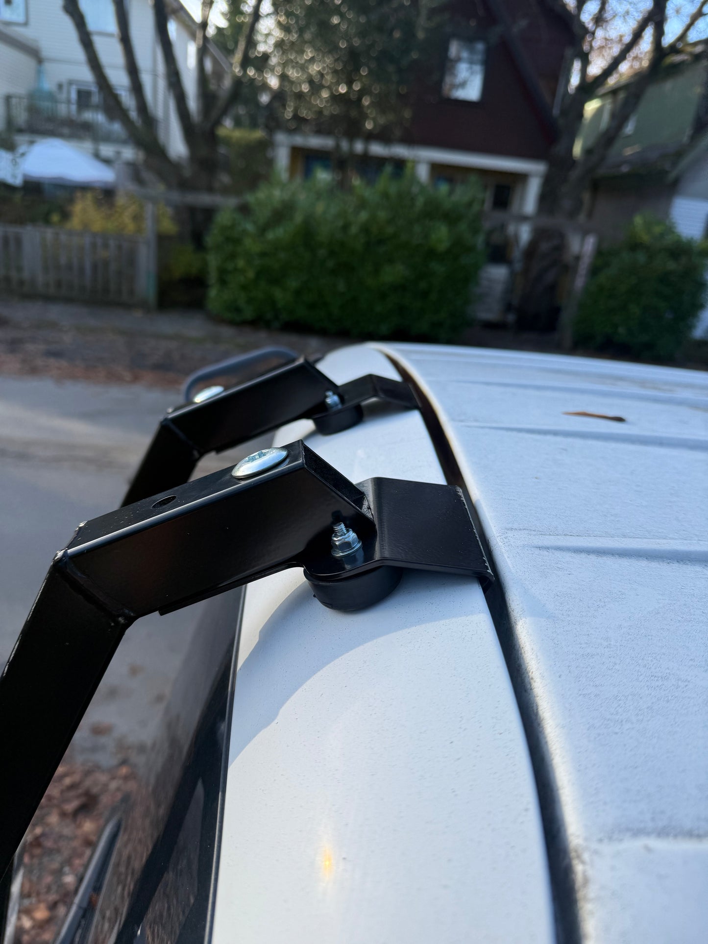 ハイエース 1989-2004 ロールーフ アルミラダー 右側