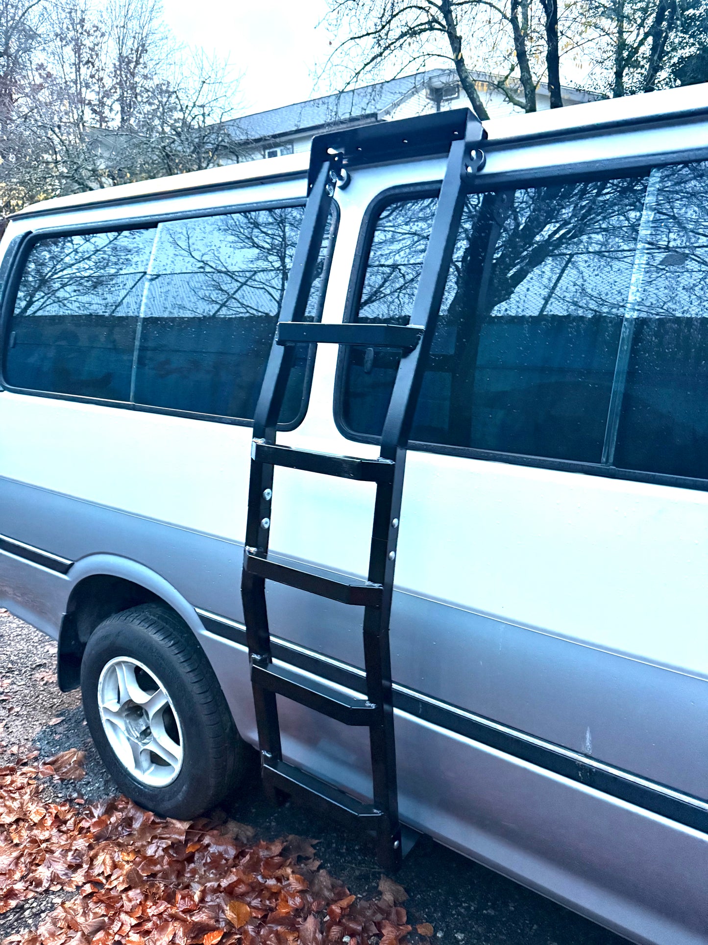 Hiace 1989-2004 Aluminum Side Ladder - All Models