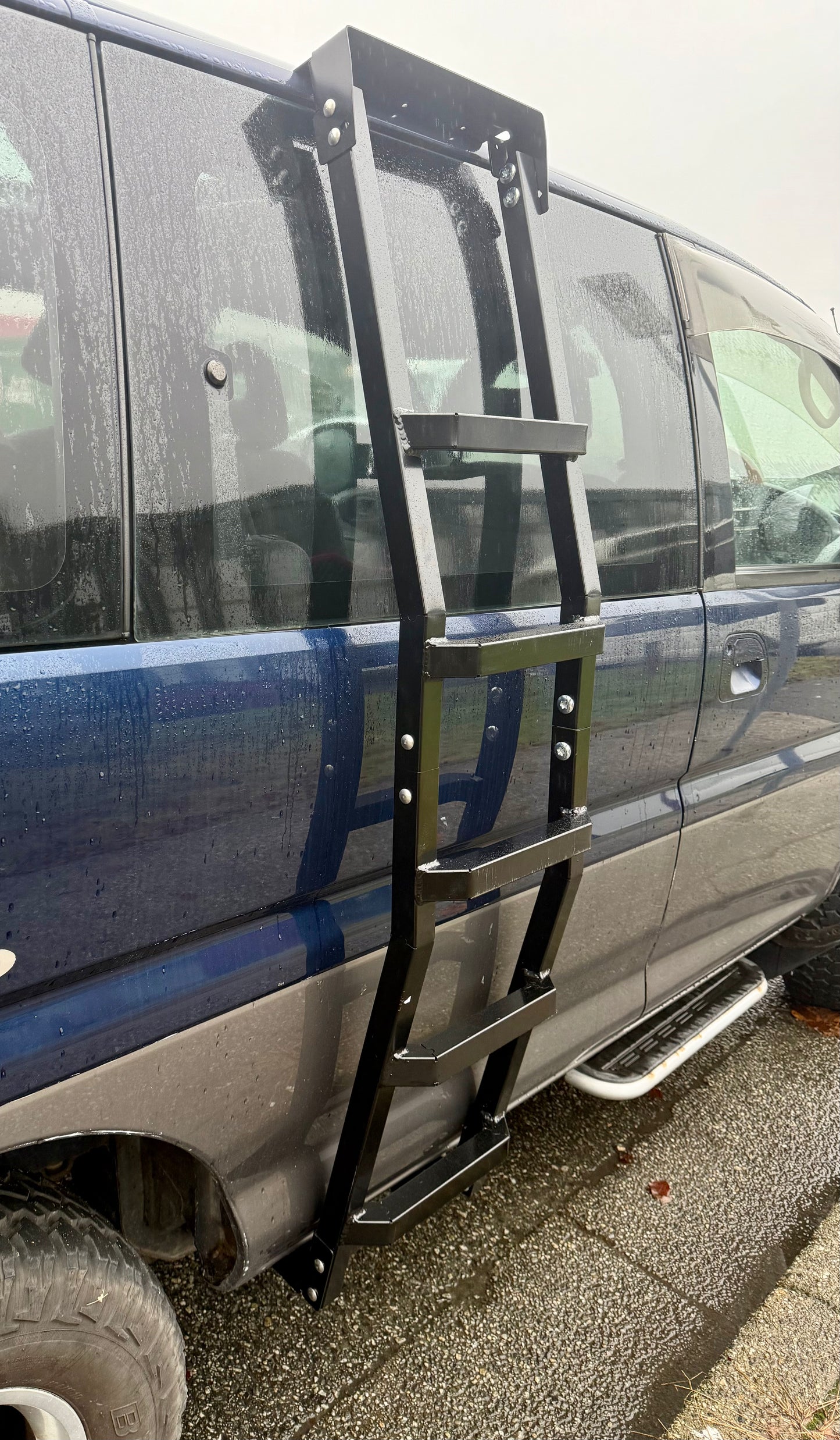 リアラダー デリカ L400 ハイルーフ