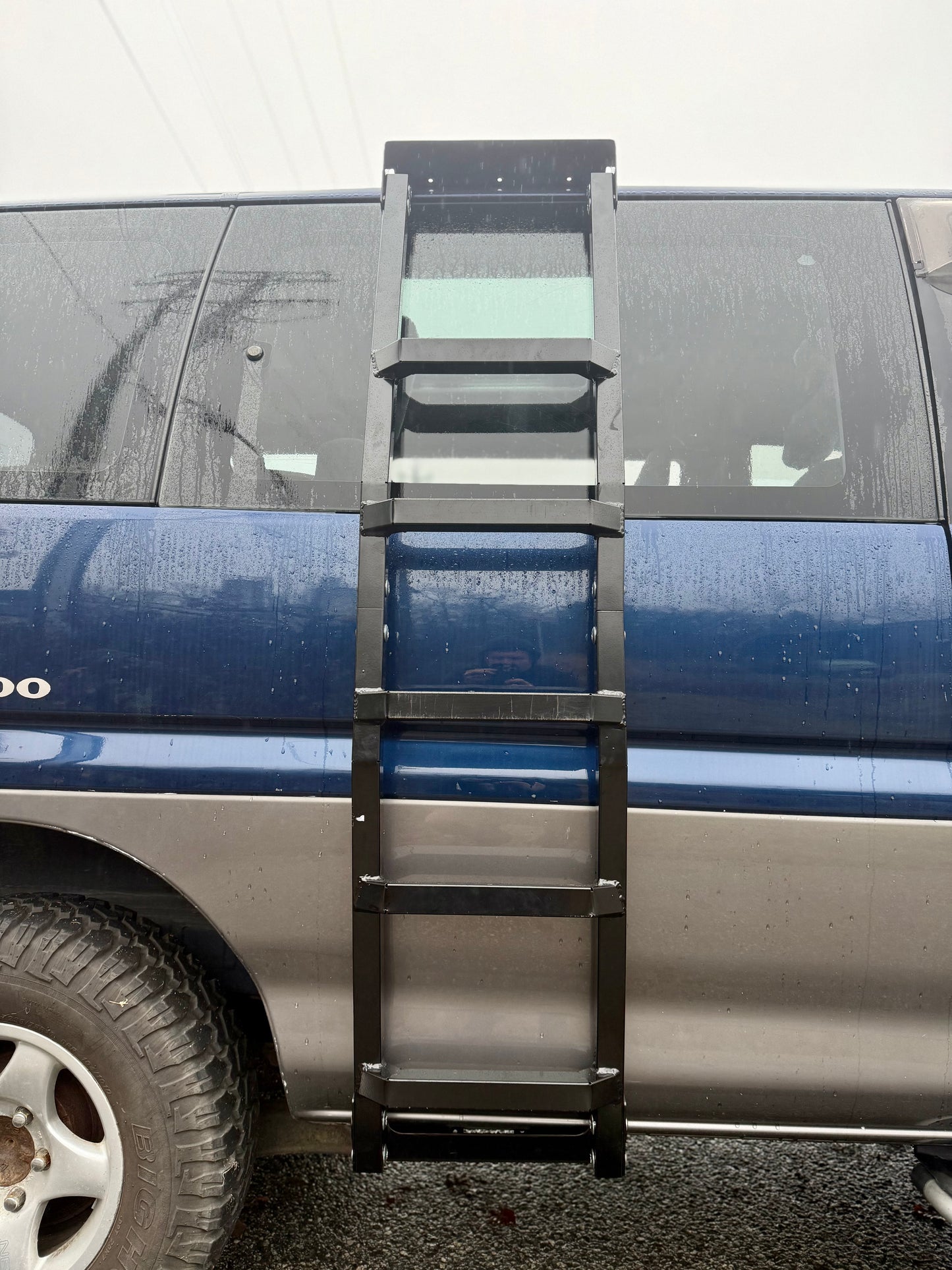 リアラダー デリカ L400 ハイルーフ